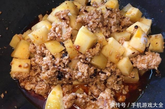 汤汁|土豆新吃法,开胃下饭,营养美味,好吃到汤汁都不剩