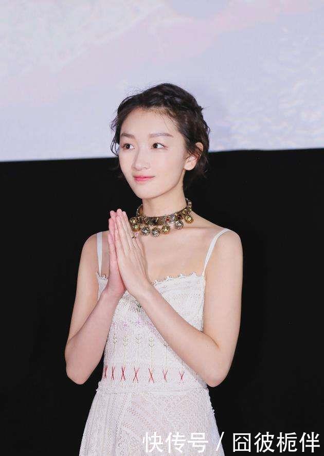 虎背熊腰|石原里美和水原希子同框秒变虎背熊腰？都是头肩比出了错