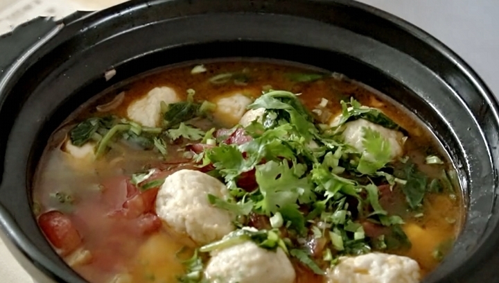  夏天|夏天，遇到此肉要多吃，将它做成一锅汤，补钙补铁，多吃不长肉