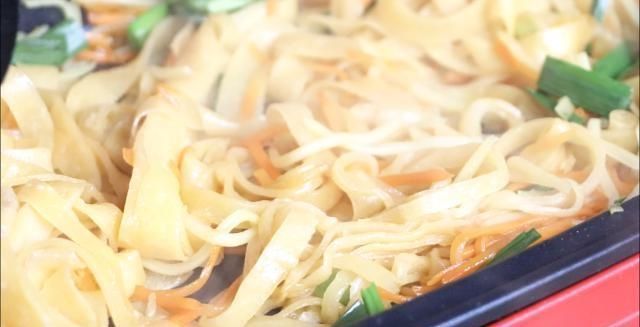 比肉|早餐不要吃面包,教你怎么懒惰,做的时候比肉还好吃