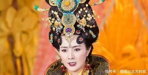 即位|中国史上第一位女皇不足1岁上位,即位当天就被废黜!