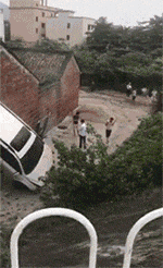 抢救|搞笑GIF:鱼:我感觉我还能抢救一下