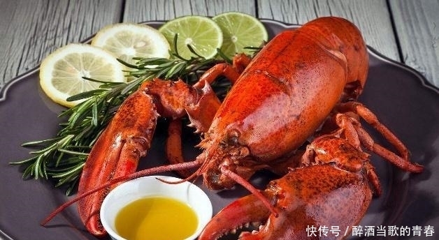 中国|瑞士厨师被龙虾难倒,一定要弄晕再烹饪,中国厨师只用两字就搞定
