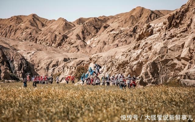 体育|体育｜第十五届玄奘之路商学院戈壁挑战赛进入第三日