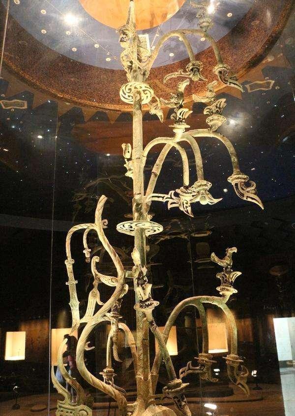  华夏文明|三星堆明明可深入研究，为何突然停止挖掘了？专家：你看出土了啥