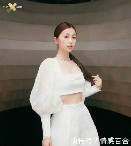  嘉宾|原因疑曝光！《青你2》虞书欣《中餐厅4》常驻资源没了， 超市拉欢迎横幅用词亮了