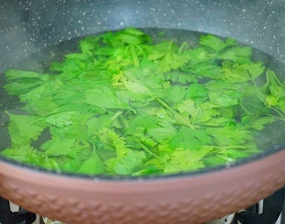  美味|玉米面窝窝头这样做，营养健康又香软美味，一上桌就被家人抢着吃