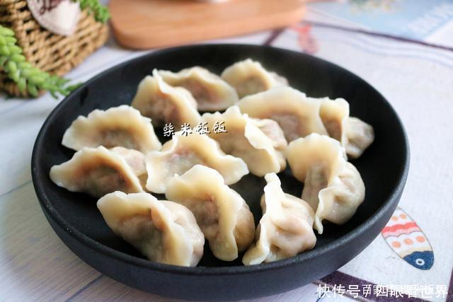  吃饺子|入伏吃饺子，韭菜芹菜不如这菜，钙和铁丰富，现在吃正当时