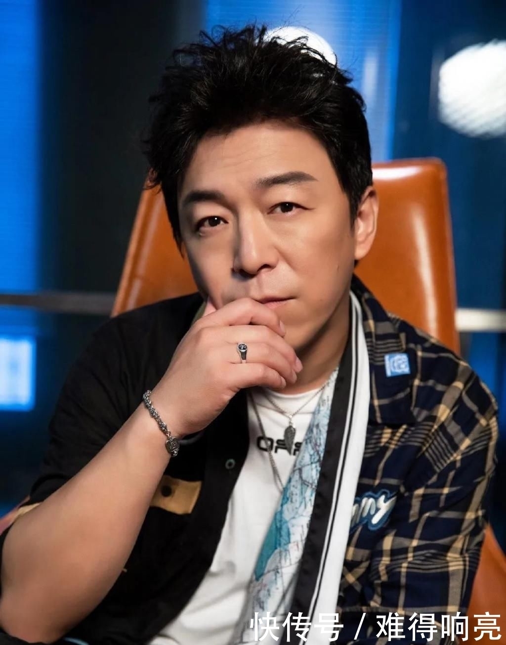 赵丽颖|黄晓明今年上《中餐厅》大变样,为赵丽颖解围,情商快赶上黄渤了