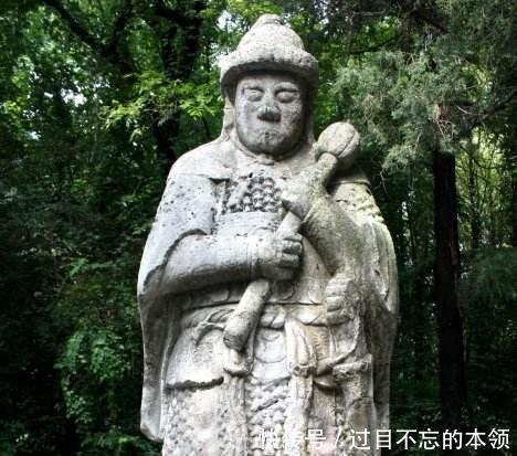 掩饰|朱元璋鞭杀侯爷父子, 却以礼安葬, 只为掩饰自己的一个错误