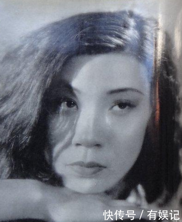  仅次于|民国风华绝代的女子，仅次于胡蝶的当红艺人，为何在25岁就离去？