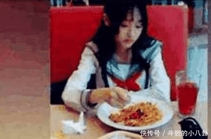  少女|23岁男子网约90后少女，见面后整个人都呆了，称：早知道好好打扮