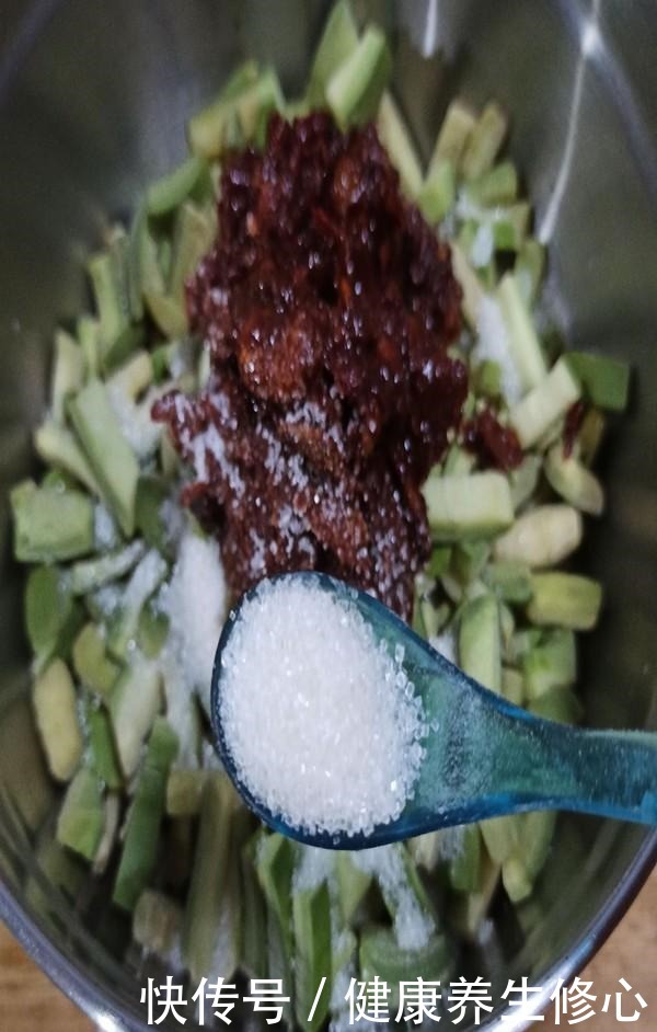 萝卜干|腌萝卜干,先腌还是先晒很多人弄错了,难怪萝卜干不脆,容易霉