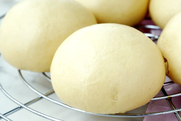  面团|蒸馒头，要学会“三次醒发”，不然出锅后死皮，塌陷口感差