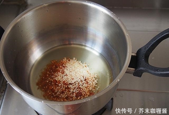 流口水|经典川菜口水鸡,集麻辣鲜香嫩于一身,简单易做,看见就想流口水