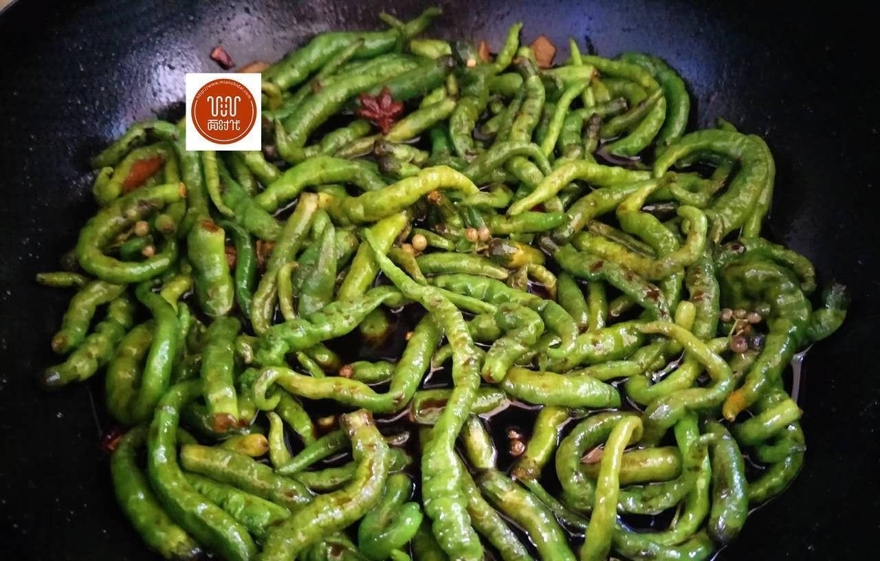 不用|辣椒这么腌太好吃了,保证你都没试过,照着做再也不用等十几天!