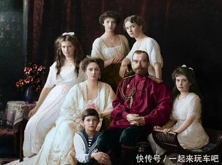 沙皇|苏俄杀俄国末代沙皇尼古拉二世，其实一点也不冤！