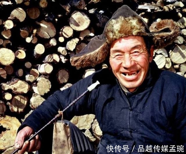 撕心裂肺|八十年代农村老照片:看完后我哭的撕心裂肺!