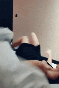  小姐姐|搞笑GIF：小姐姐，你能告诉我吗？你的身材怎么这么好啊！