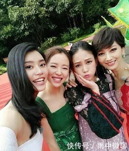 陈乔恩|宋小宝让汪涵陈乔恩等人尴尬,费玉清却逗乐大家,差距真是不小