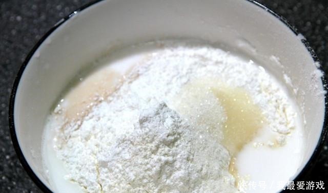 把大米|大米不蒸米饭改蒸发糕，当早餐更受欢迎，做法简单又好吃