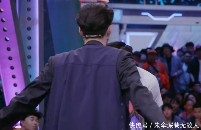  选手|大毛亮相《这就是街舞3》海选，现场出现失误，依然得到张艺兴肯定