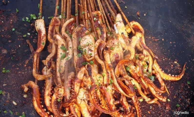 老板|烧烤老板给你免单,这7种烧烤任选2样吃到饱,网友纠结症犯了