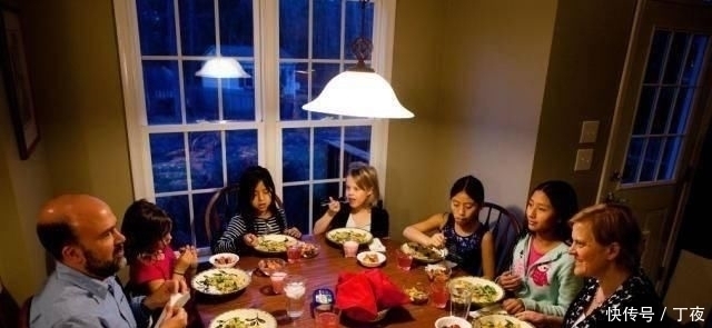 家庭|美食诱惑,直击:美国人家庭,看看他们一日三餐都有什么,你怎么看呢?