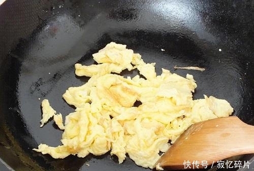  接下来|西红柿打卤面，面条直接煮就错了，难怪不好喝，大厨：这样做才对