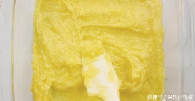自制|自制甜点香草味泡芙,按步制作比蛋糕简单,零失误操作轻松完成