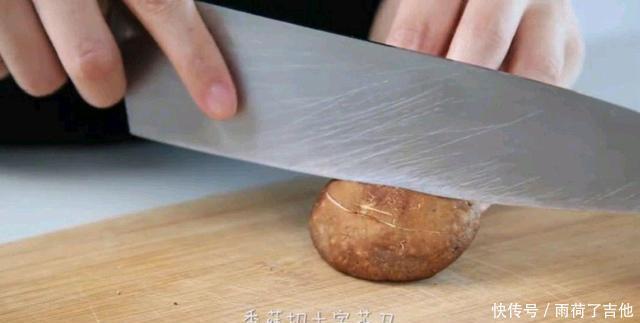 上加鲜|秋天煲它最养人,做法简单味道鲜上加鲜,菌菇煲!