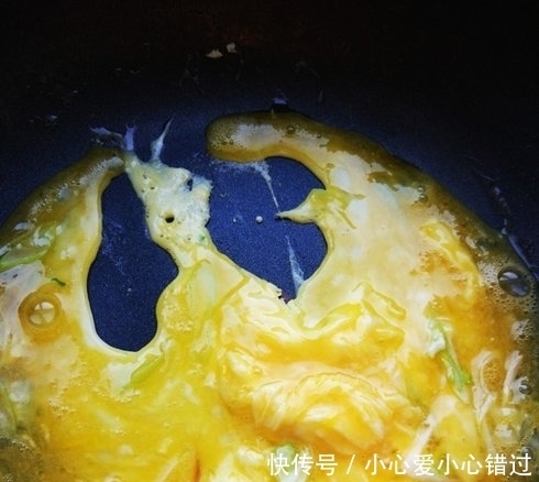 大肚子|黄瓜和它是天生一对,常吃清肠排毒,血管干净通畅,大肚子也平了