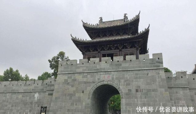 方式|由于中西方统治方式和思维观念的不同,我国修筑城墙而西方筑城堡