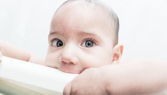 孩子|3岁女童嘴唇发紫,妈妈发现后当场扇了自己两个耳光