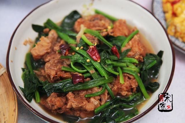 爱吃|2人晚餐做了4道菜,成本不到20元,老公夸我会疼人的好媳妇