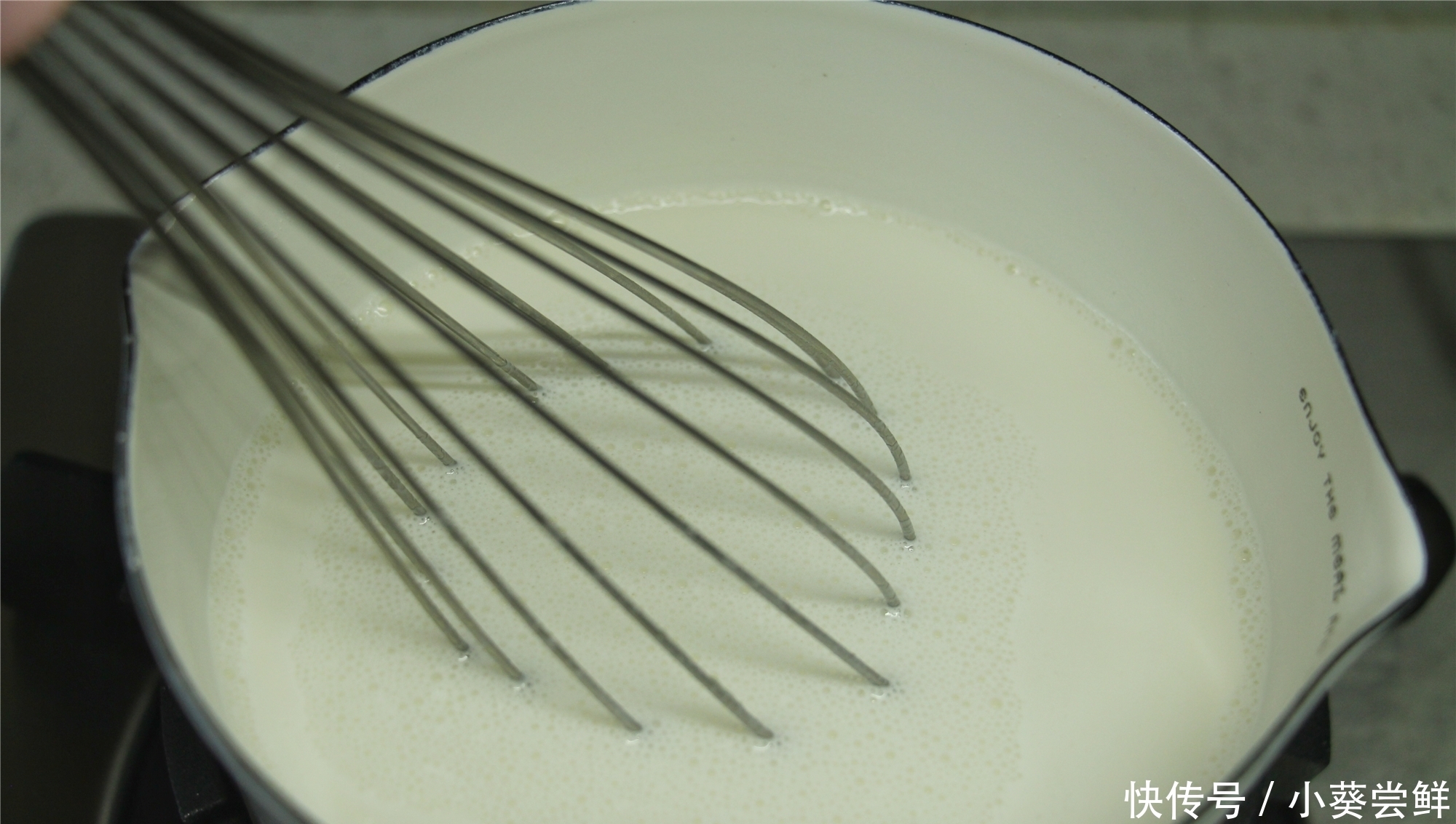 炸鲜奶|《向往》中网友票选最高的美食,外酥内软、奶香浓郁,老少皆宜