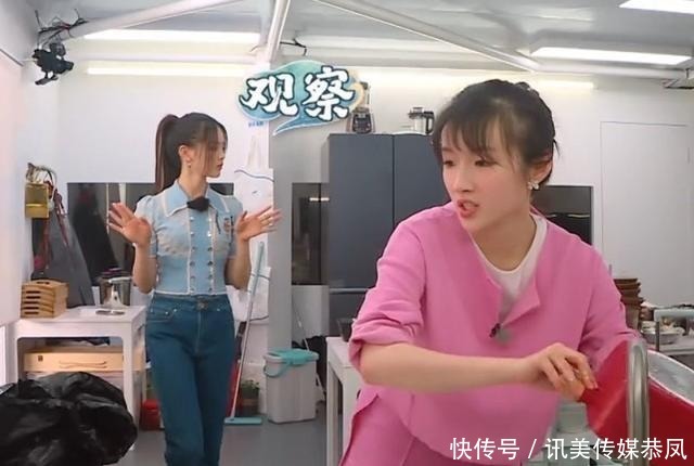 偏心|赵丽颖很偏心,不爱搭理李浩菲,却把杨超越宠成妹妹:看人下菜碟